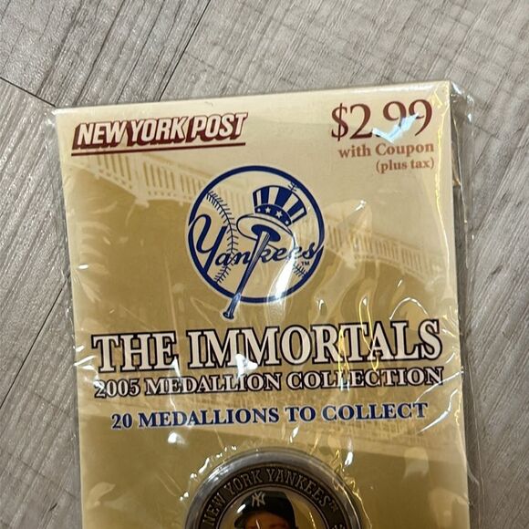 Don Mattingly #23 Immortals 2005 Medallion Collection New York Post Yankees Coin - Picture 2 of 7